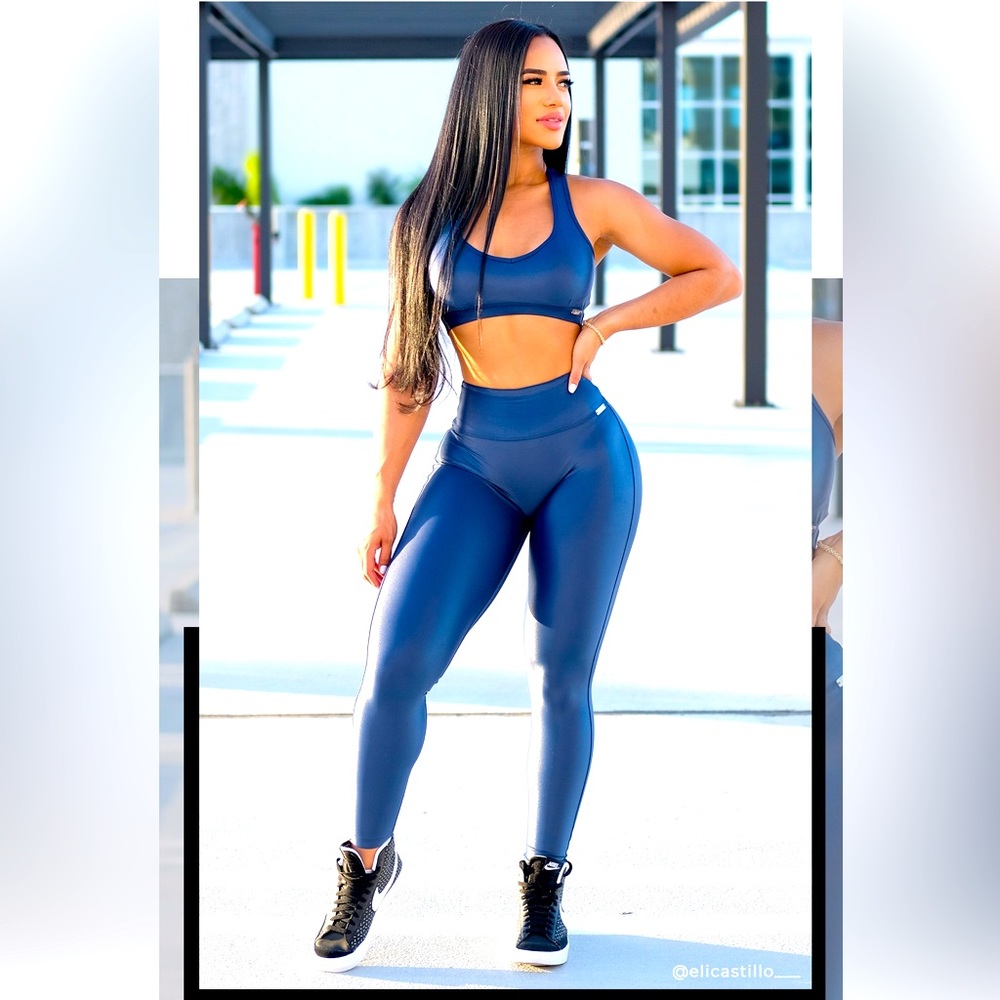 SOLD ON Ⓜ️…… Bombshell sportswear power gloss blue sports bra